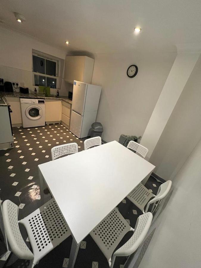 3 Bedroom Flat In King'S Cross, St Pancras'S. 8 People London Exterior photo