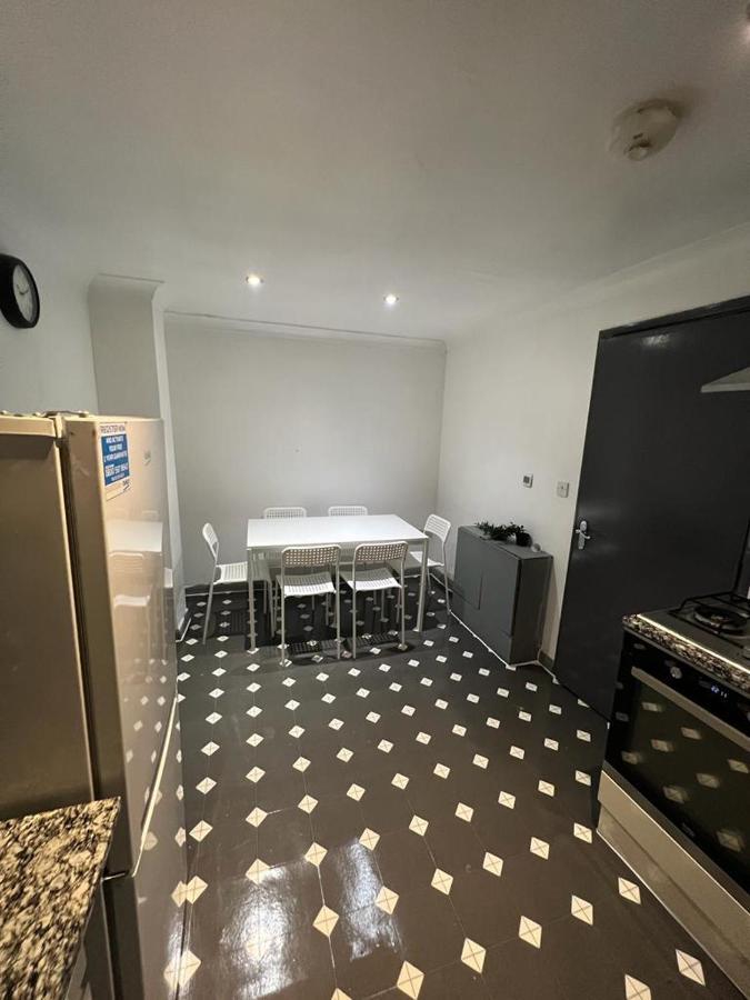 3 Bedroom Flat In King'S Cross, St Pancras'S. 8 People London Exterior photo