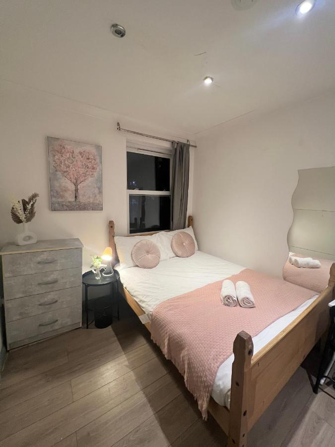 3 Bedroom Flat In King'S Cross, St Pancras'S. 8 People London Exterior photo